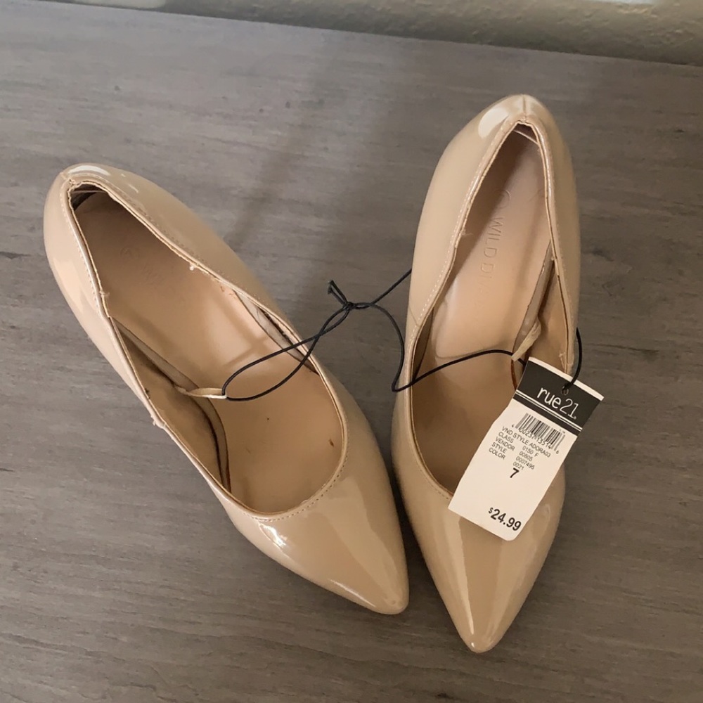 Beige Heels, Size 7